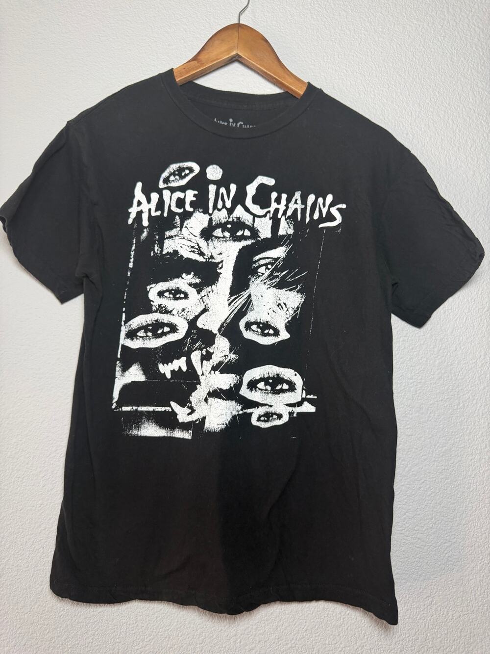 Alice In Chains 2024 Band Graphic T-Shirt Black Cotton M